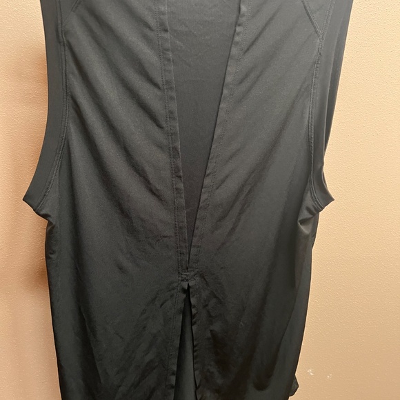 Fabletics Tank Top M - Picture 2 of 3